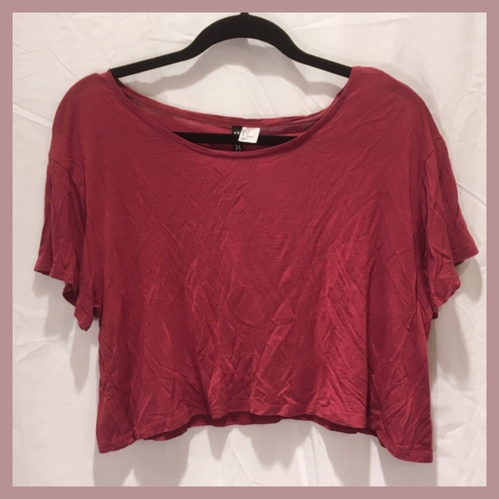 H&M Flowy Dark Pink Cropped Tee